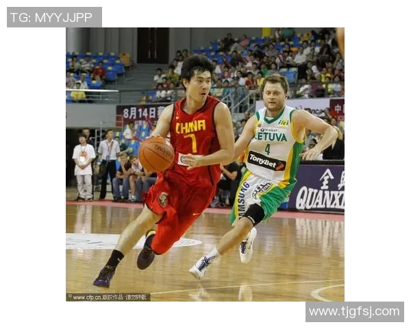 男篮友谊赛精彩对决立陶宛队展现中国篮球新风貌